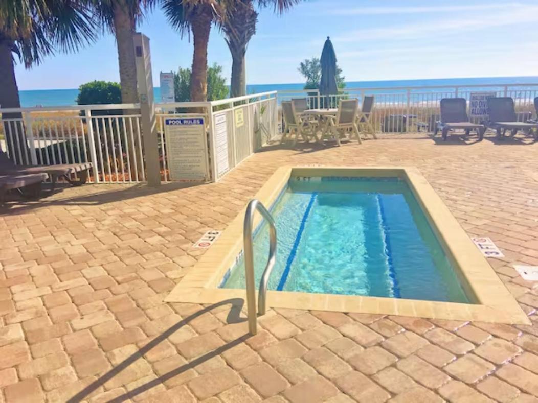 Oceanfront Work From Here Central Location! 1157 Myrtle Beach Exteriör bild